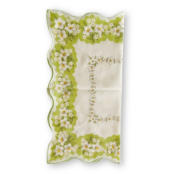 Antique Midcentury Off White Green Scalloped Floral Cotton Linen Handkerchief - Picture 4 of 6